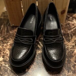 Croco Platform Loafer